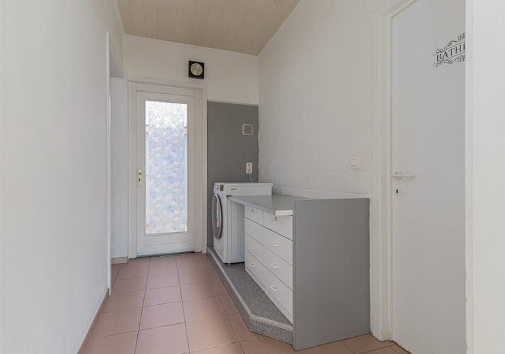 Spacious 3-Bedroom House in Center Willebroe