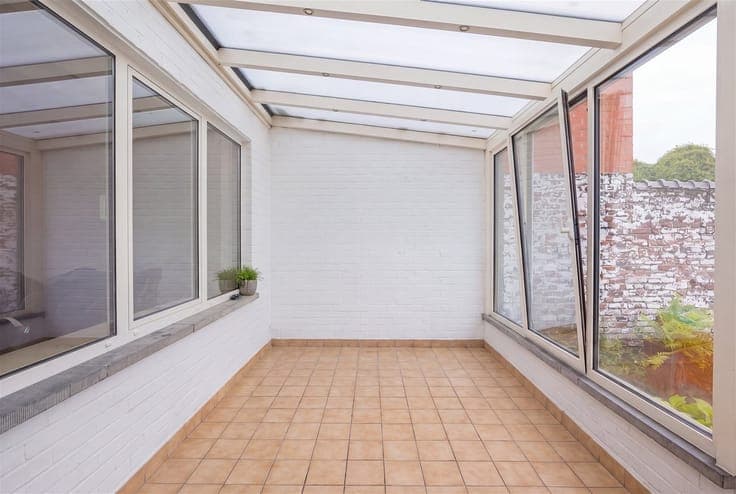 Spacious family home with garden on near downtown Zottegem!