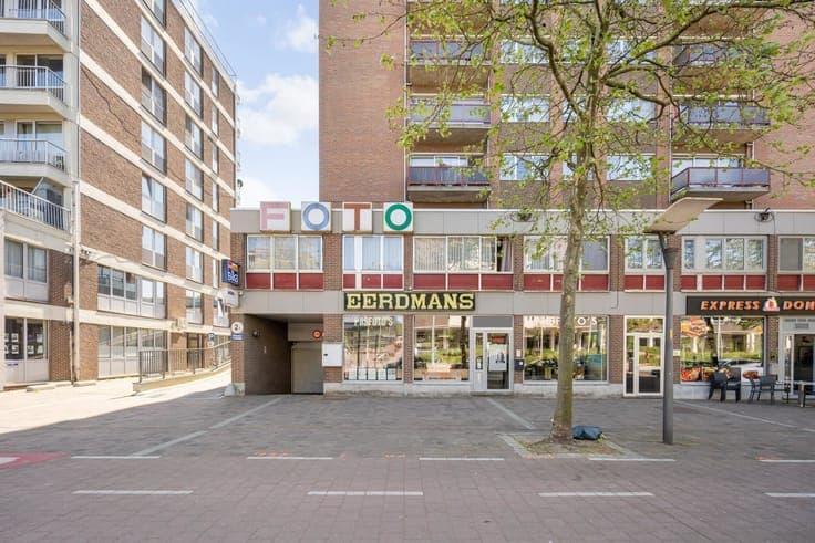 Mixed building