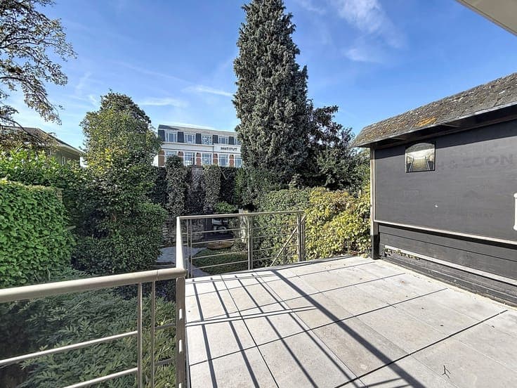 WATERMAEL-BOITSFORT – Commercial premises & residential prop