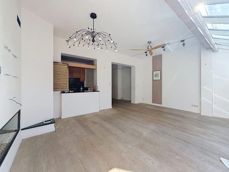 WATERMAEL-BOITSFORT – Commercial premises & residential prop