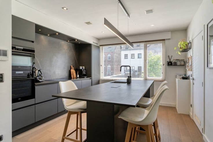 Completely renovated house in Waregem with pleasant garden