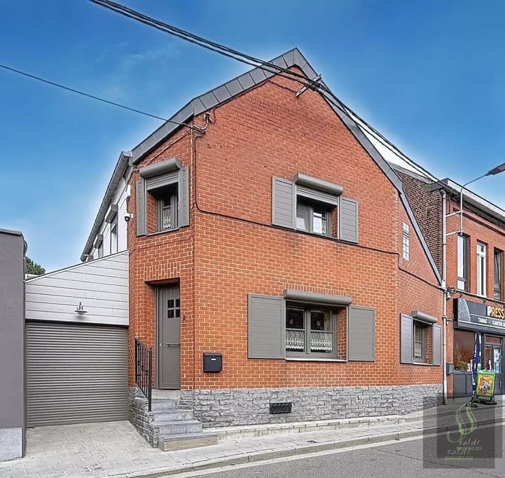 Sale - House Morlanwelz - 215,000 €