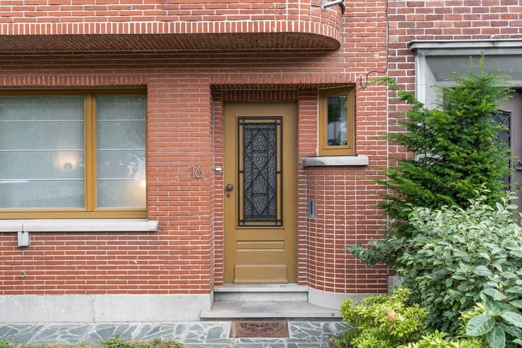 Verrassend ruime en stijlvol gerenoveerde stadswoning met...