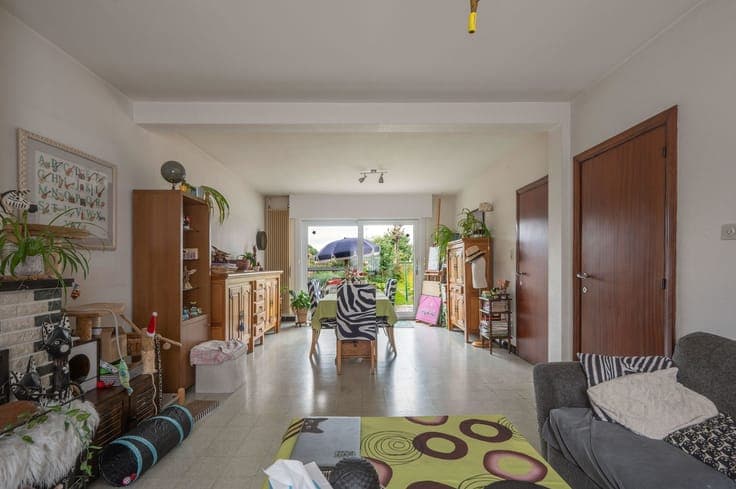 Centraal gelegen rijwoning met 3 slaapkamers te Oudenburg