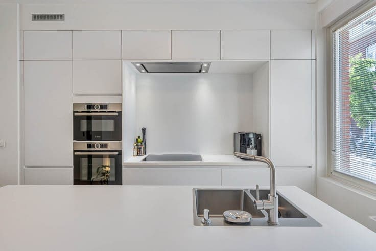 Recent en volledig gerenoveerde woning met 3 slaapkamers ...