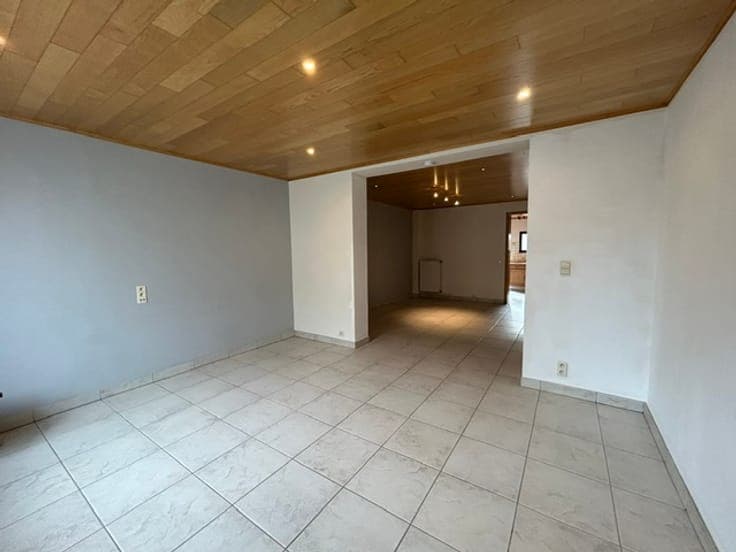 Nice house renovated and well situated