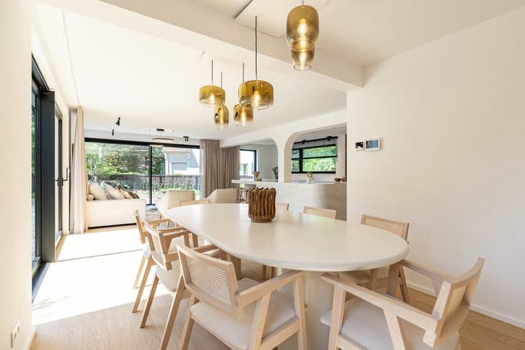 Fully renovated villa with sunny garden in Tennispad, Knokke