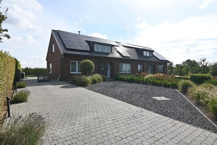 Landelijk genieten op een toplocatie in Haspengouw, recen...