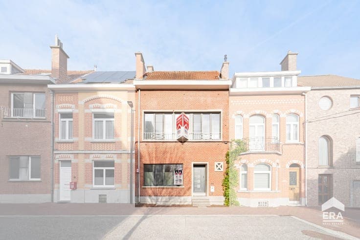 Spacious house in the heart of Wemmel