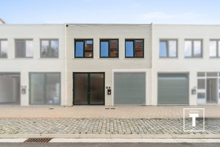 2 slaapkamer woning met garage op een rustige ligging!