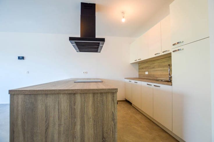 DELFIMMO - SUPERBE MAISON NEUVE AVEC CARPORT ET JARDIN !