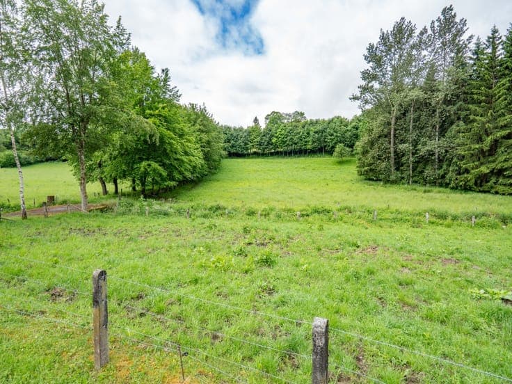 Former mill estate on 8.7 hectares in Vellereux