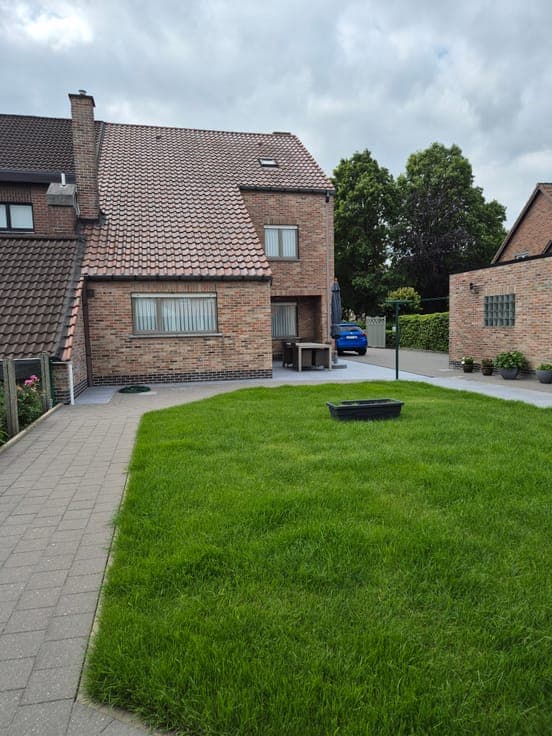 House in Zele