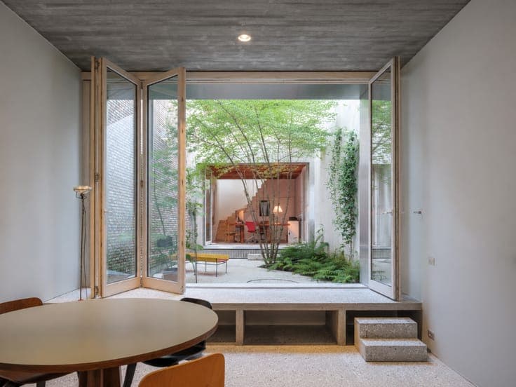 Architectuur, centrum Gent – Genereuze split-level woning...