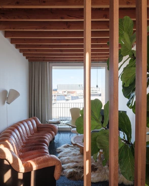 Architectuur, centrum Gent – Genereuze split-level woning...