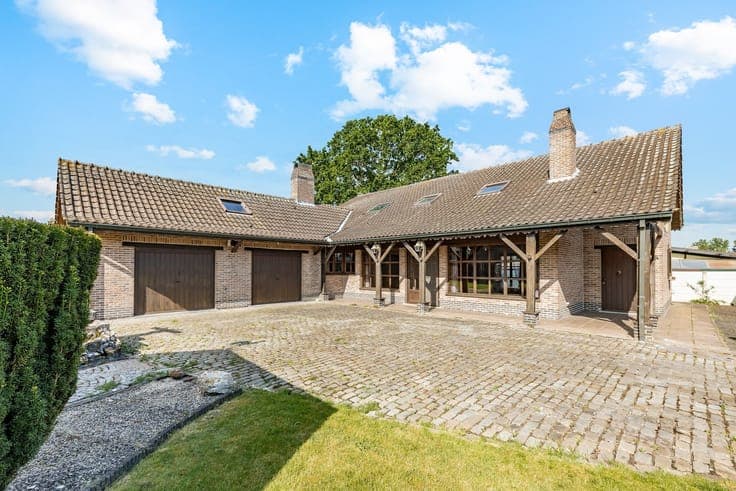 Open bebouwing op ruim perceel van 1012 m²