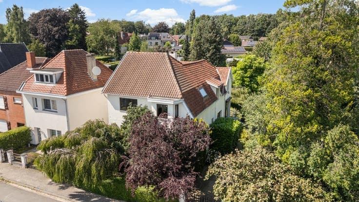 Spacious (multi-family) house for sale in Grimbergen