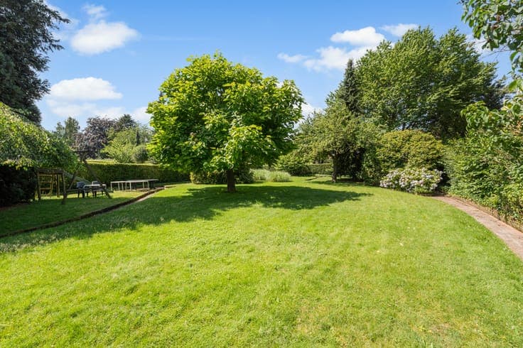 Spacious (multi-family) house for sale in Grimbergen