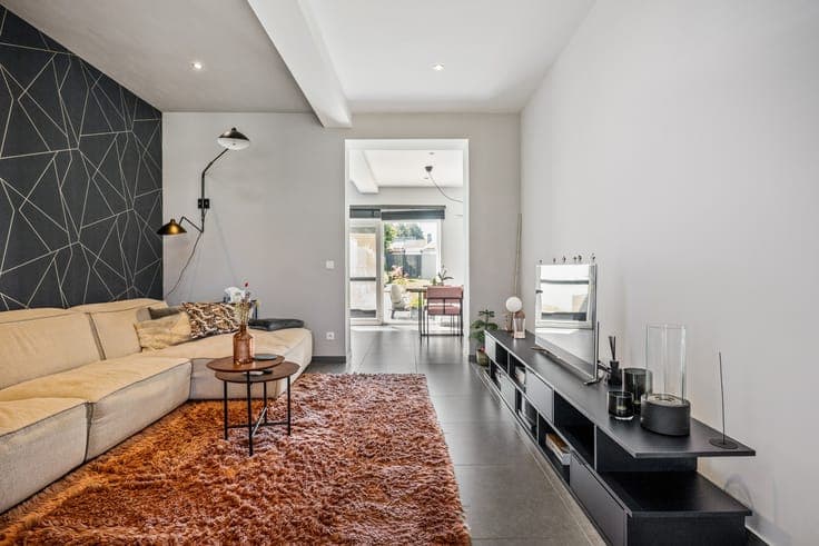 Instapklare woning met 4 slpkrs met gezellig terras en tuin