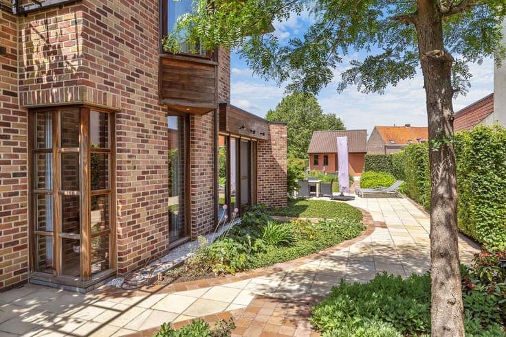 Prachtige woning met mogelijkheid tot praktijkruimte!