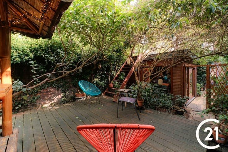 Maison de maître au charme envoûtant et jardin secret
