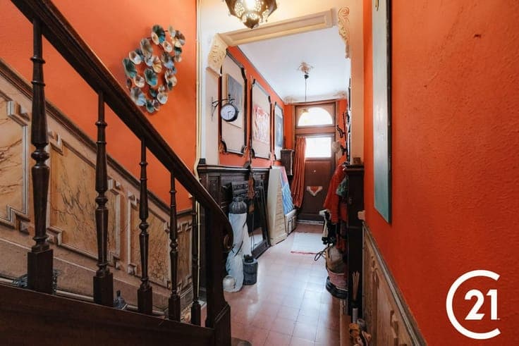 Maison de maître au charme envoûtant et jardin secret