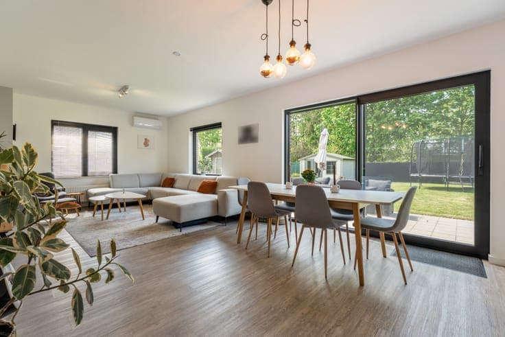 Energy-efficient renovated house with 4 bedrooms