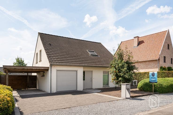 A move-in-ready, energy-efficient family home