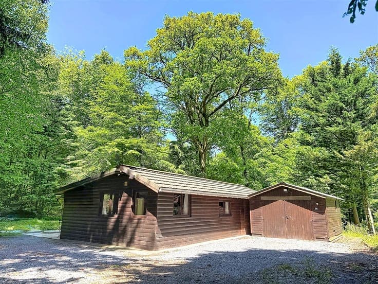 A LITTLE CORNER OF PARADISE IN THE HEART OF A FORESTED AREA