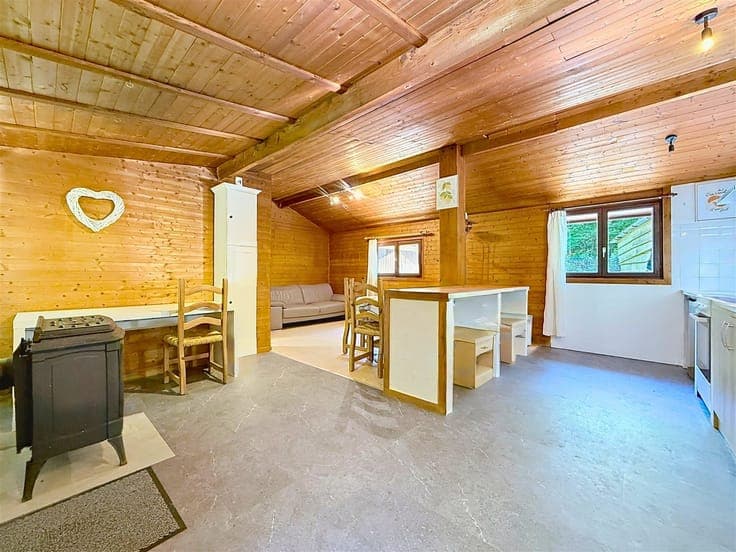 A LITTLE CORNER OF PARADISE IN THE HEART OF A FORESTED AREA