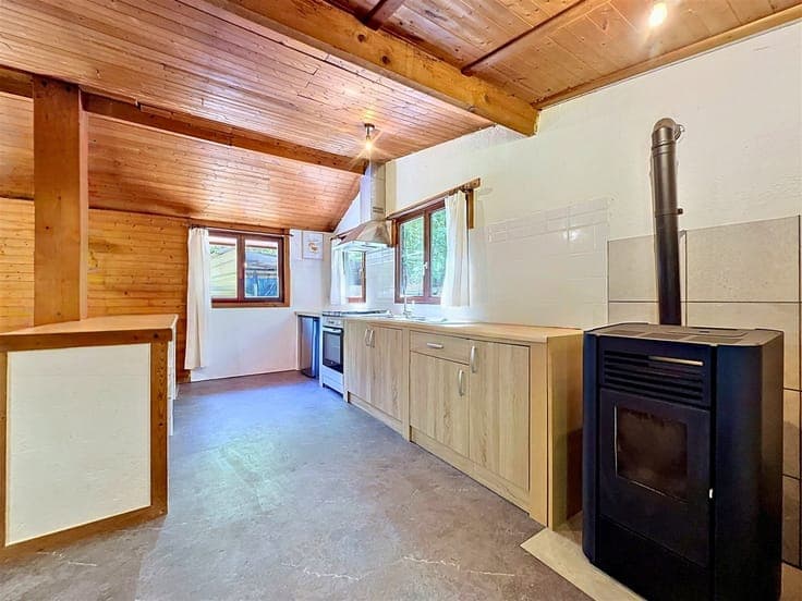 A LITTLE CORNER OF PARADISE IN THE HEART OF A FORESTED AREA