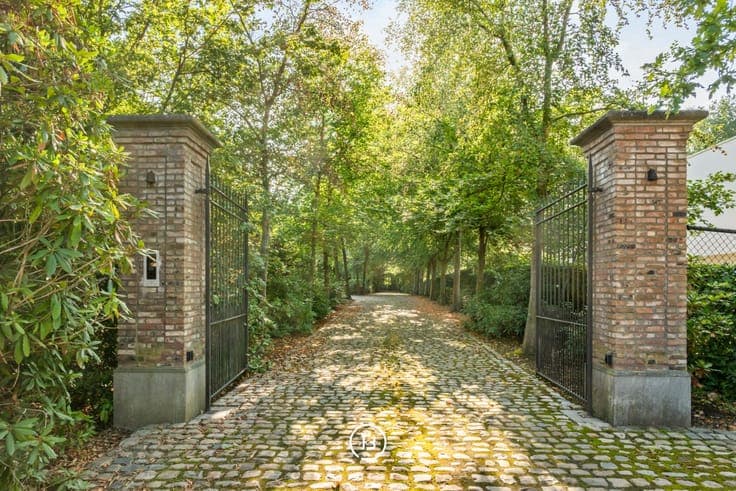 Exceptional Private Estate