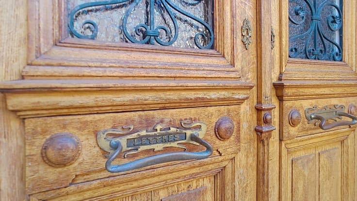 Character House to Renovate – Wavre City Center