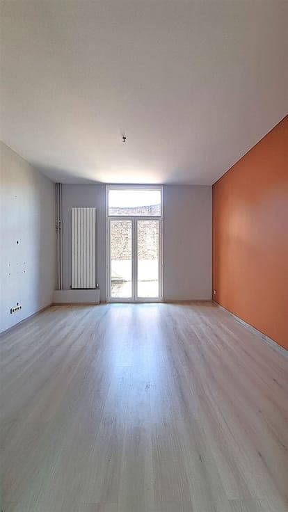 Charmante Maison avec grand garage de 58m²