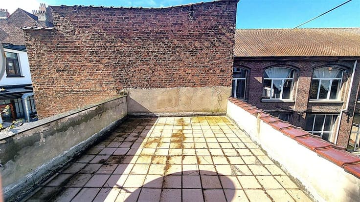Charmante Maison avec grand garage de 58m²