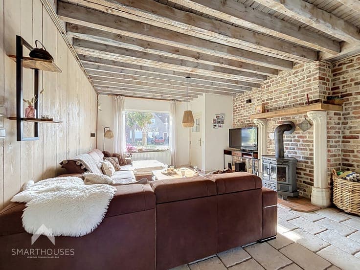 Cosy 3-bedroom home with garage