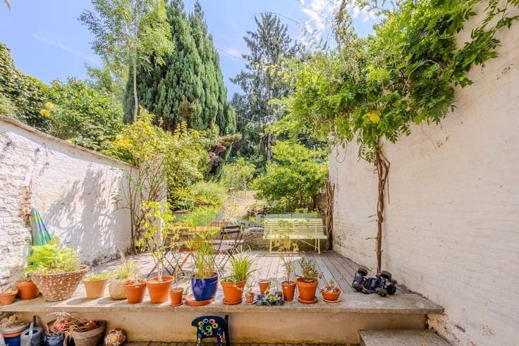 Saint-Job - Bright family home with garden!