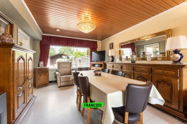Woning met veel potentieel in de Goede Herder, Torhout te k…