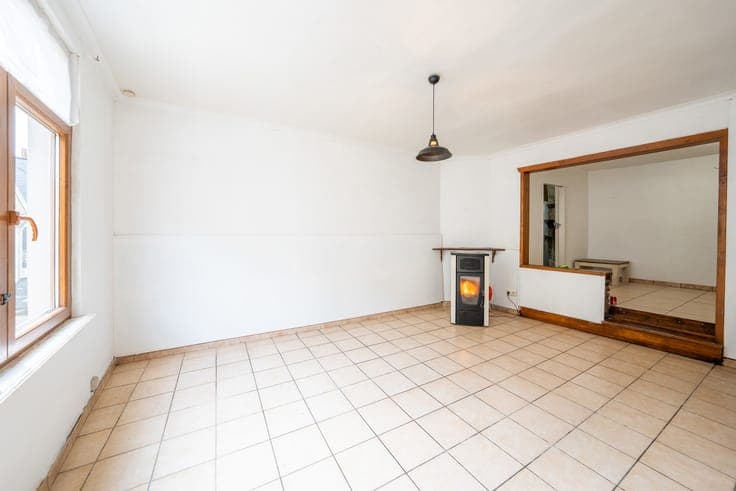 Charm & Potential in the Heart of Bouillon