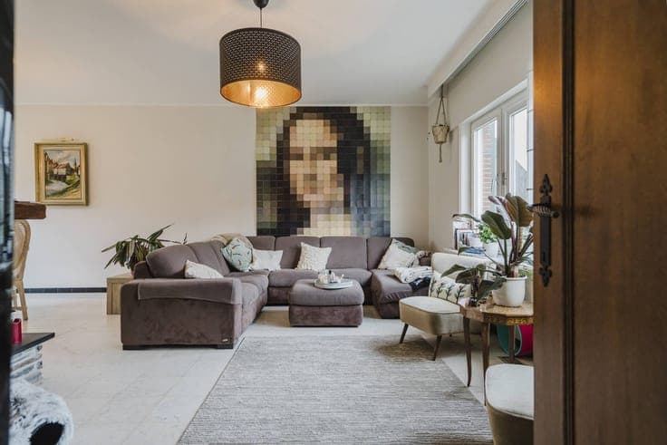 Characterful civilian home for sale on Sint-Elisabeth in Kor
