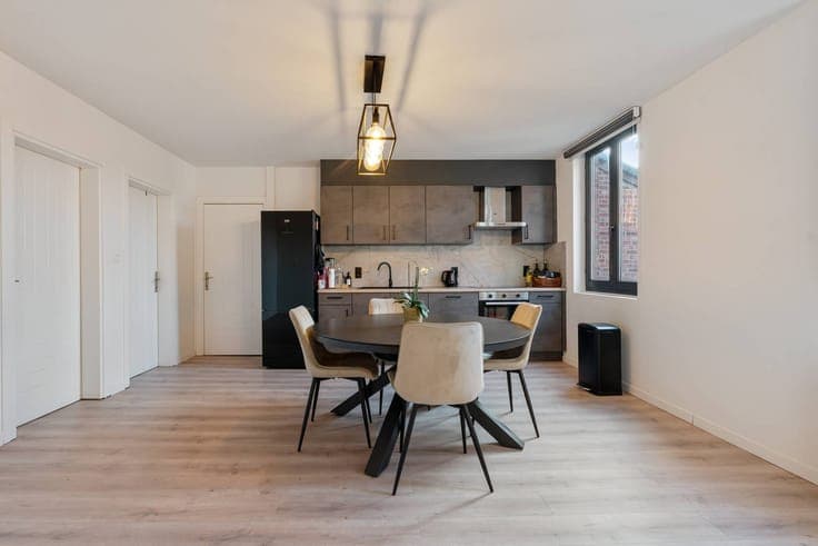Profitable investment property with commercial property, war