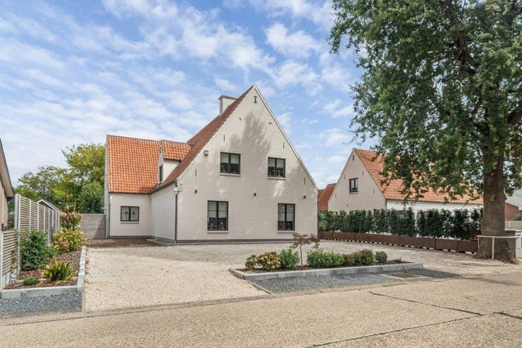 Landelijke woning met vier slaapkamers en prachtige tuin