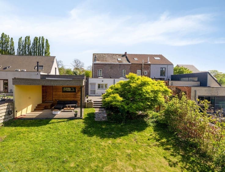 House in Sint-Pieters-Leeuw
