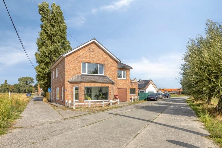 Landelijk gelegen woning met EPC label B, gerenoveerd in ...