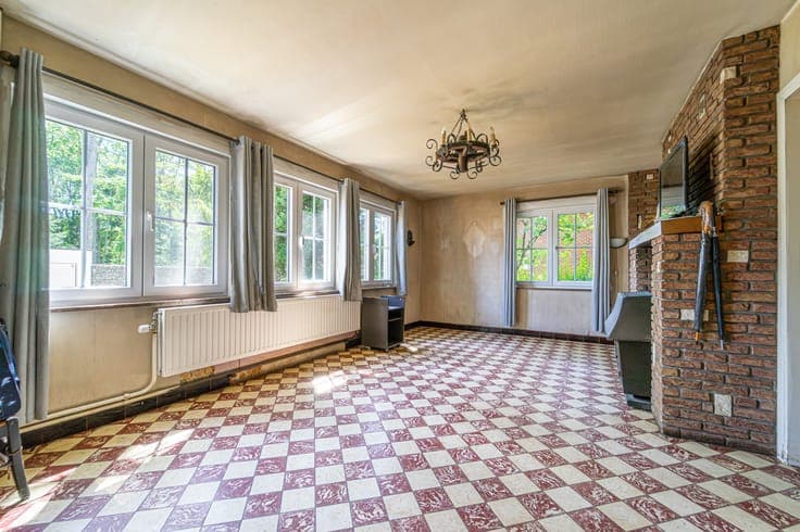 House in Montigny-le-Tilleul