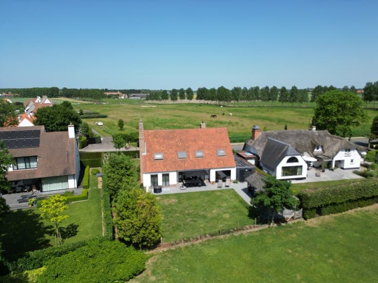 Charmante villa met zonnige tuin, op fietsafstand van het...