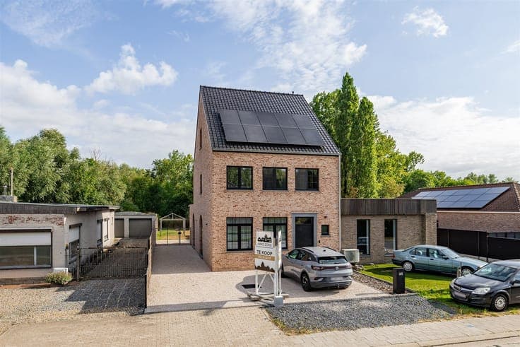 Energy-efficient new home in Stekene