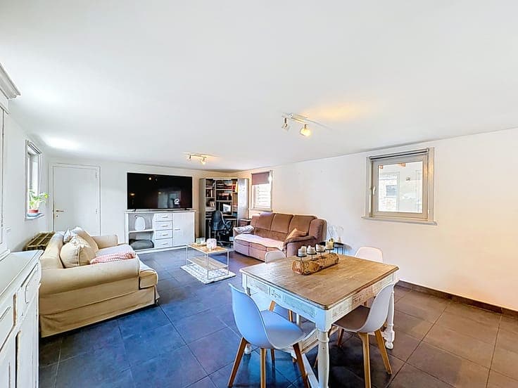 Property with large garden, pastures, workshop and horse stables for sale in Knokke-Heist