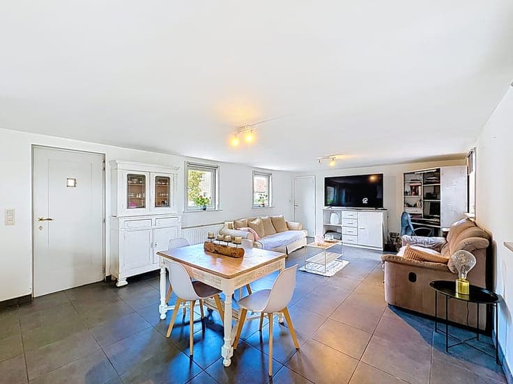Property with large garden, pastures, workshop and horse stables for sale in Knokke-Heist